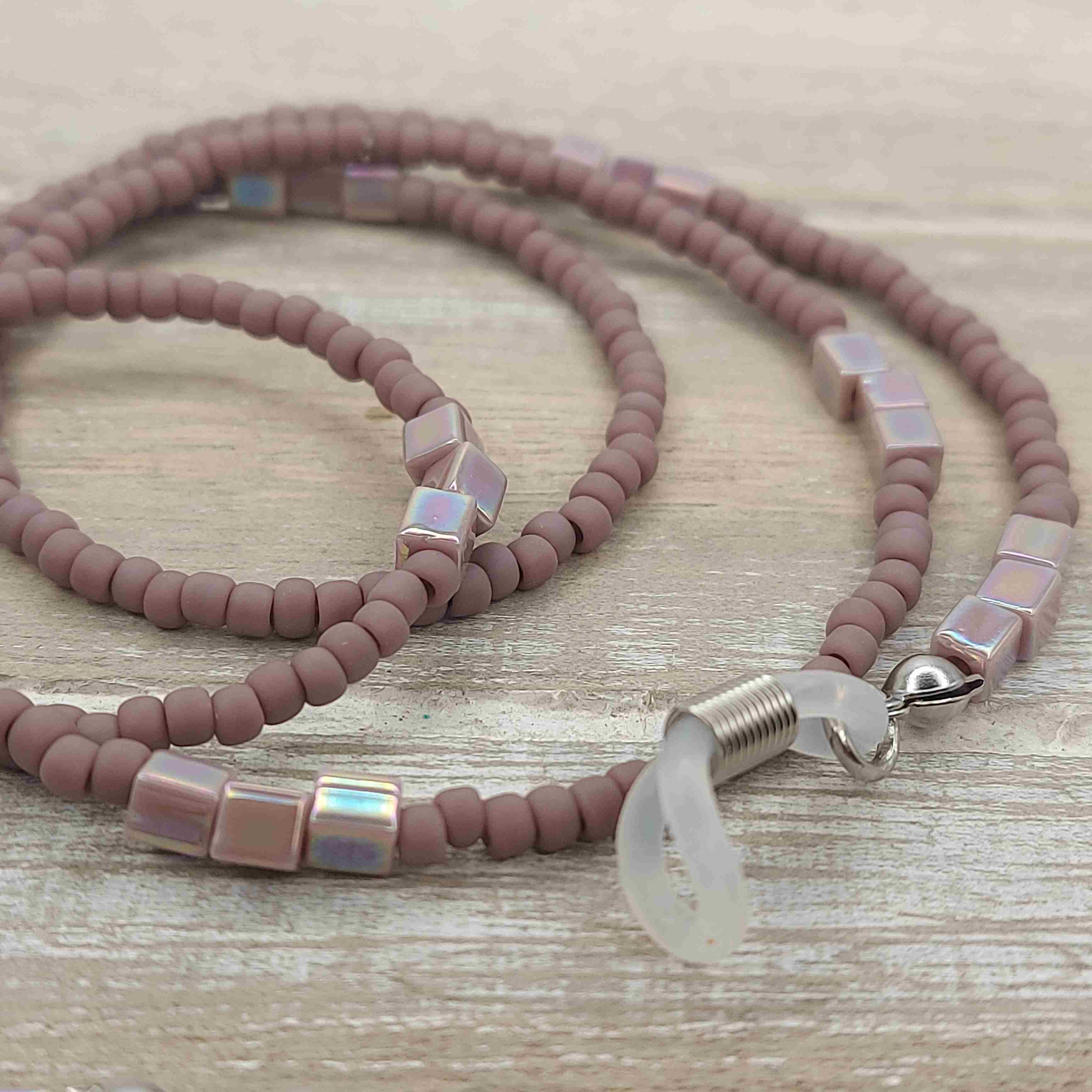 Levendula lila szemüveglánc galéria kép