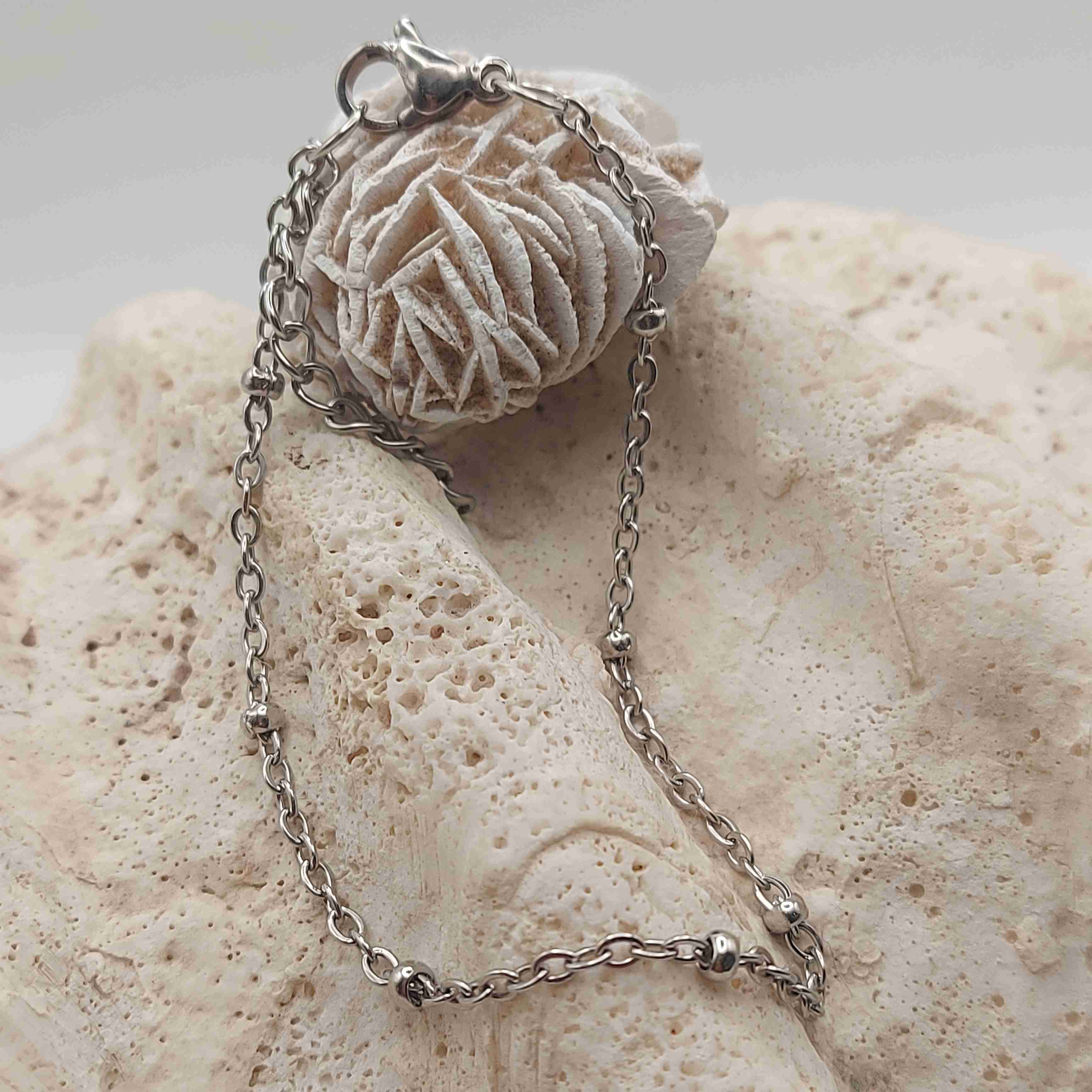 Nemesacél karkötő