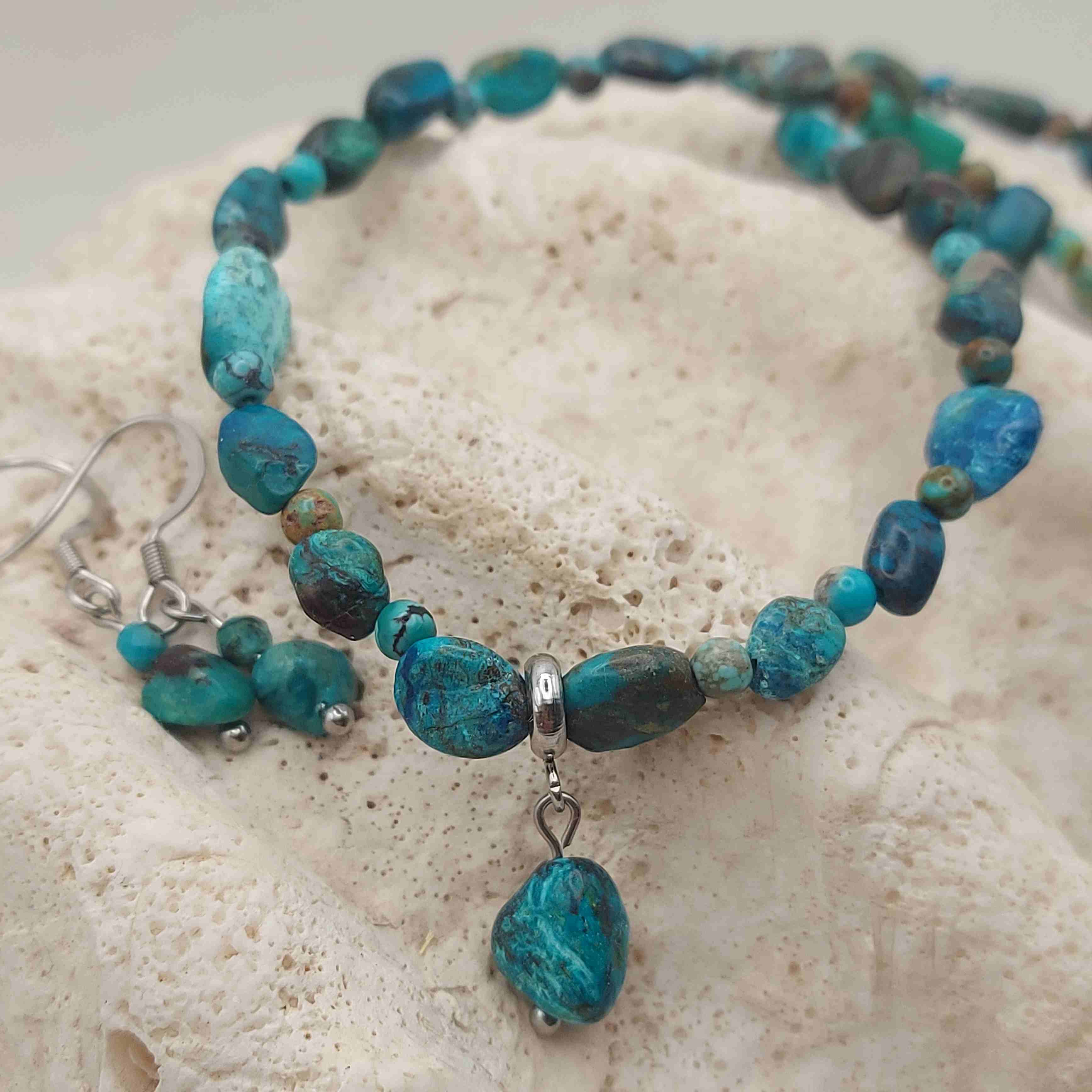 Krizokolla és türkiz női ásvány nyaklánc és fülbevaló szett galéria kép