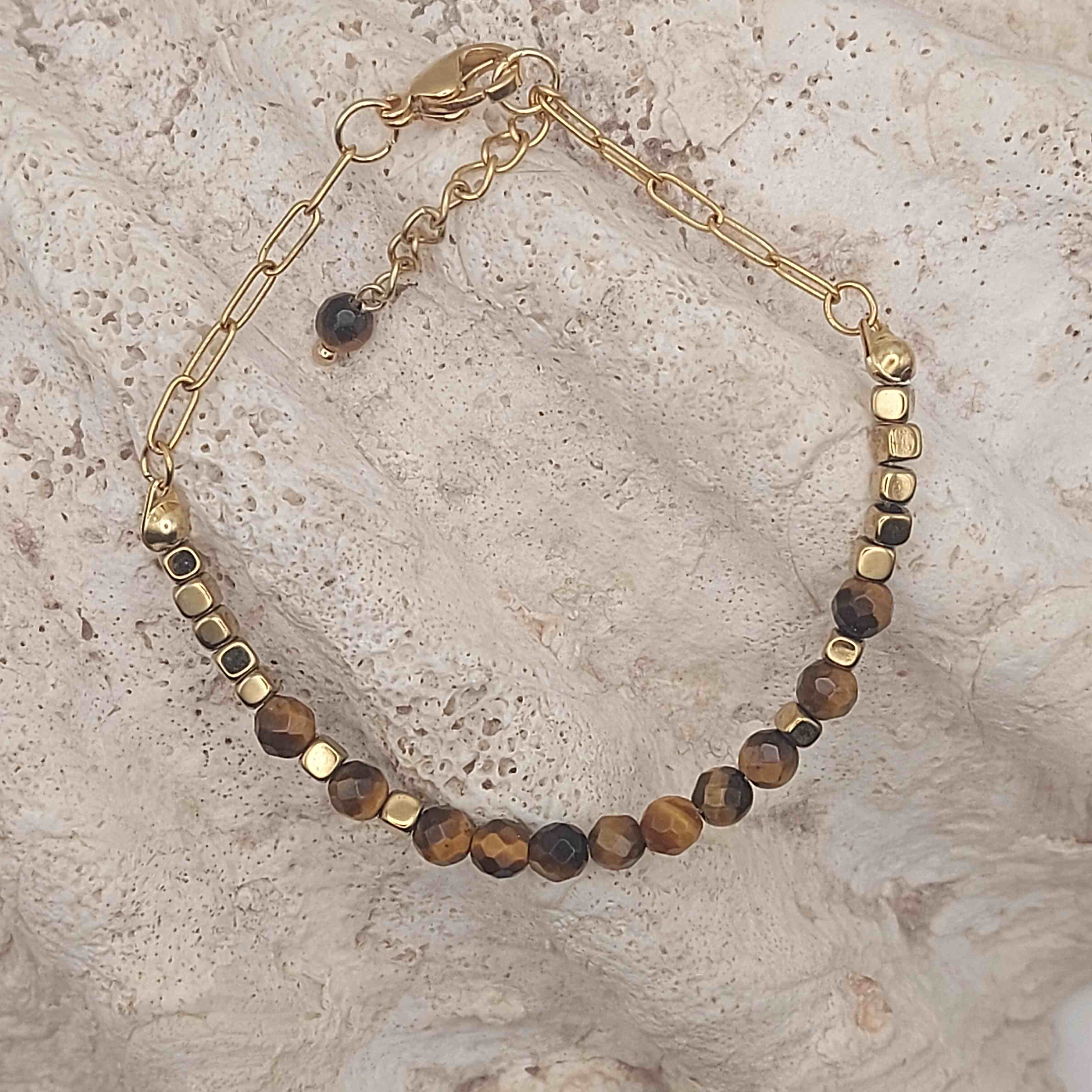 Tigrisszem és hematit női ásvány karkötő galéria kép