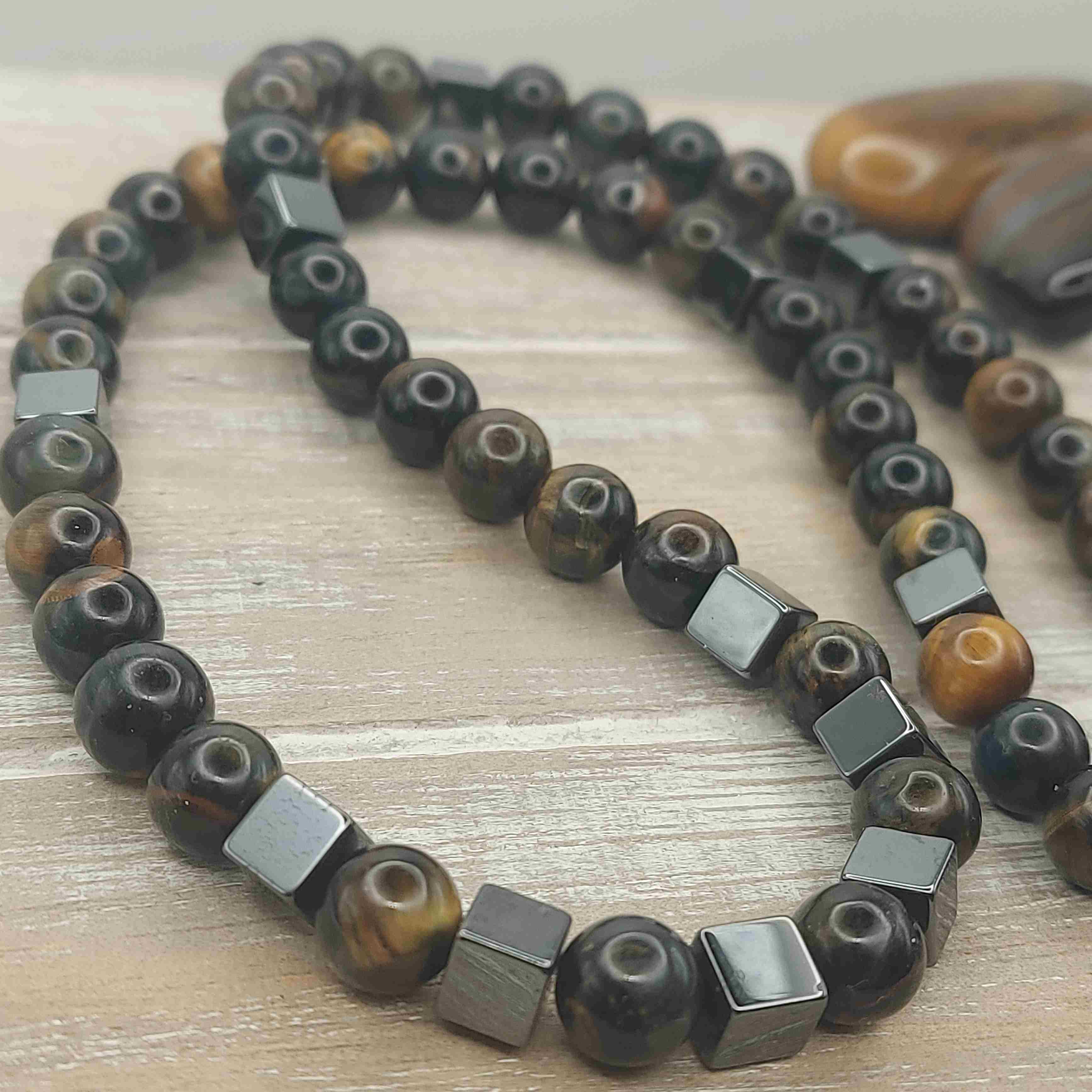 Tigrisszem-sólyomszem férfi ásvány nyaklánc galéria kép