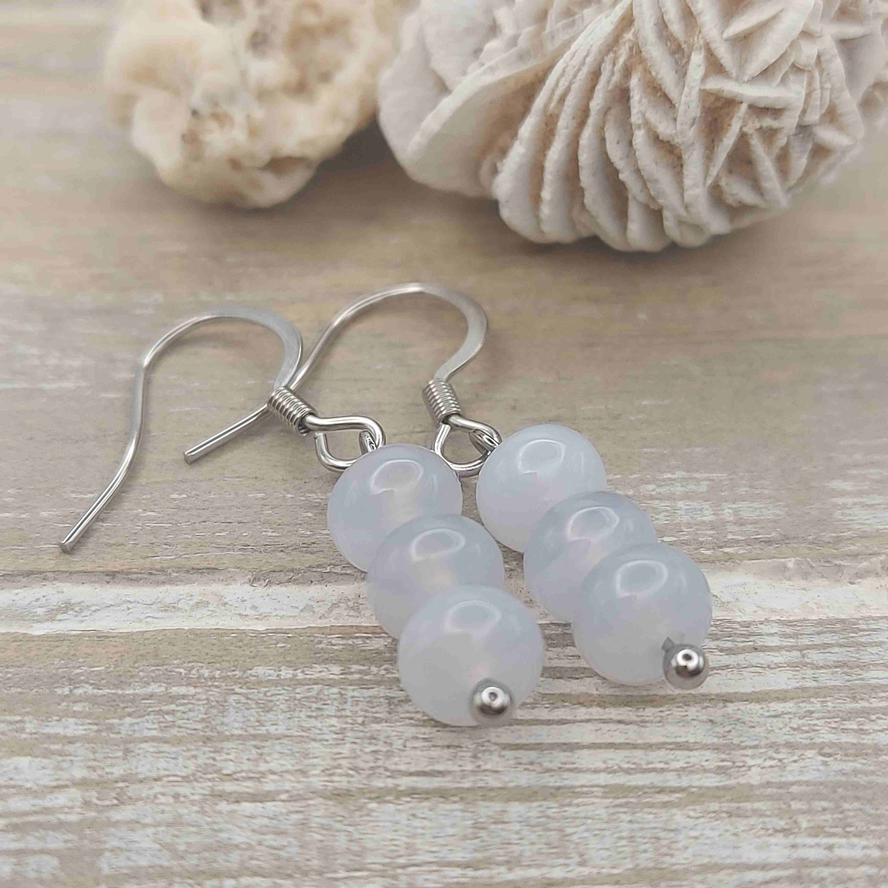 Kék kalcedon ásvány fülbevaló galéria kép